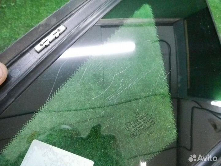 Форточка задняя правая Mercedes GLE c292 (2015-201