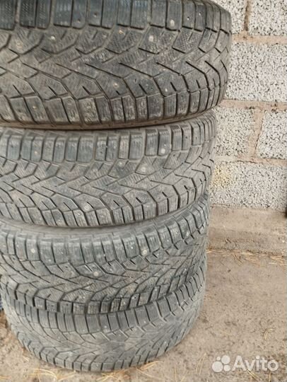 Gislaved NordFrost 100 215/65 R16