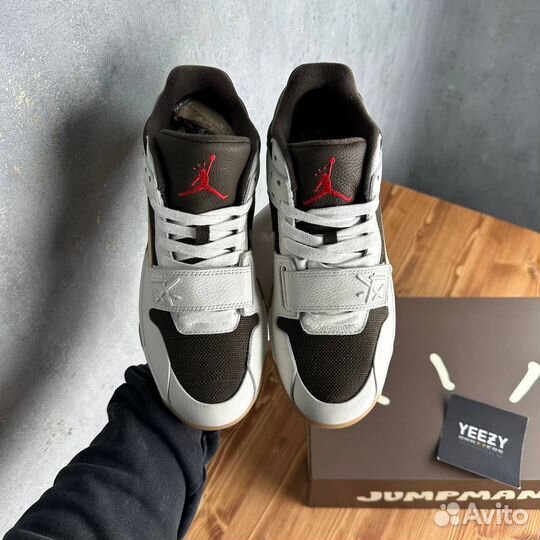 Travis Scott x Jordan Jumpman Jack «Sail»