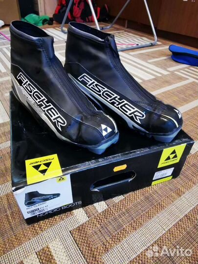 Лыжные ботинки NNN fischer rc7 classic 44рр