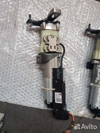 Audi a4 b8 замок богажника электрической