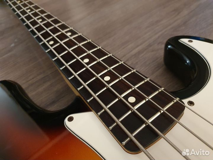 Fender Jazz Bass Standard 2002
