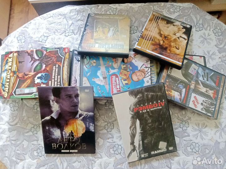 Видеодиски-фильмы и игровые