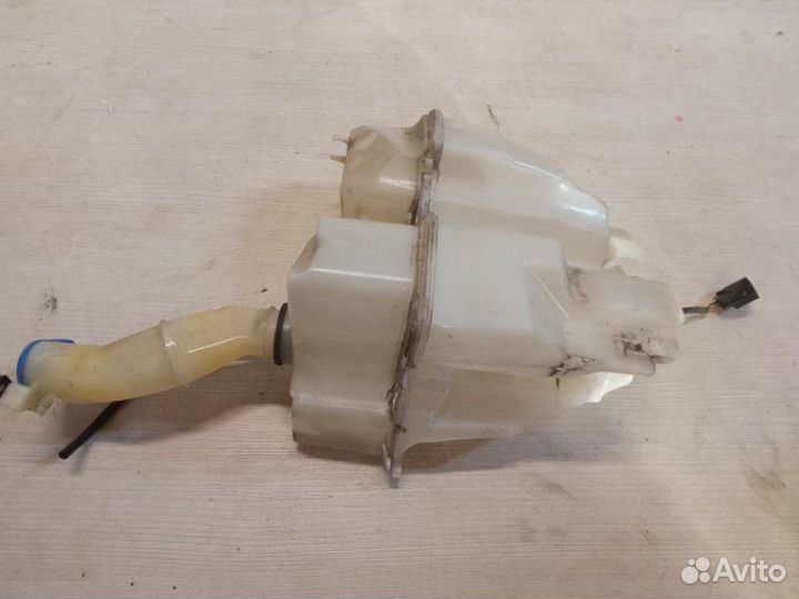 Бачок омывателя лобового стекла Volvo Xc70 B5254T
