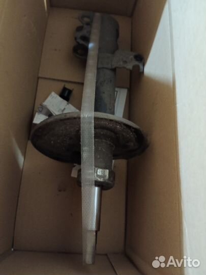 Амортизаторы (стойки) KYB