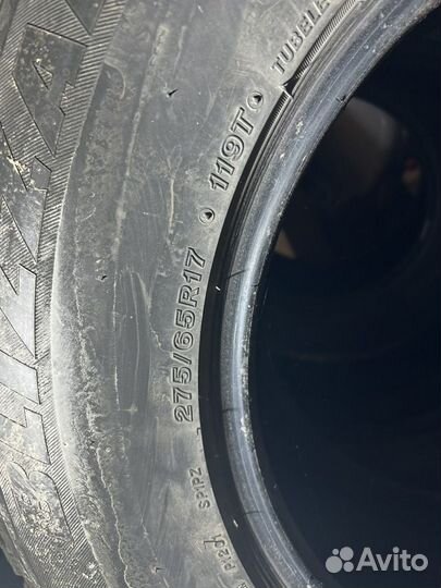 Bridgestone Blizzak DM-V1 275/65 R17