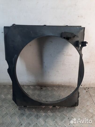 Диффузор (кожух) вентилятора Bmw X5 внедорожник