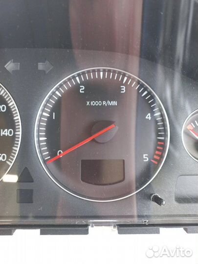 Панель приборов Volvo S60 S80 V70 XC70 оригинал
