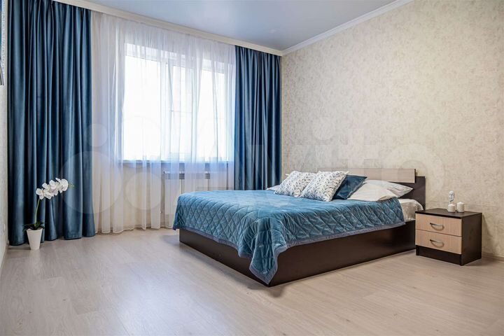 2-к. квартира, 64 м², 4/17 эт.