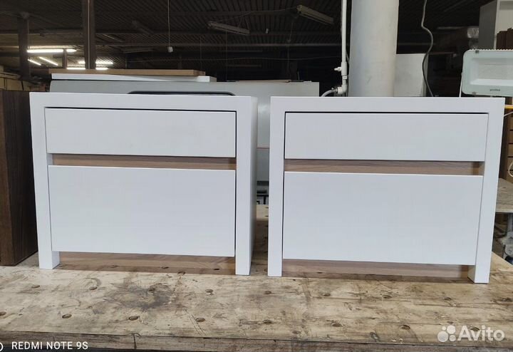 Тумба прикроватная массив