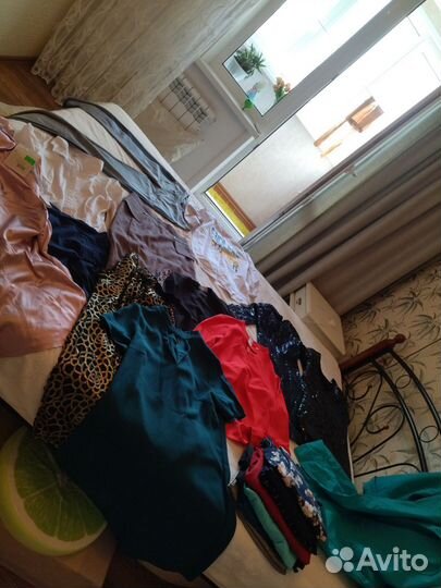 Женские вещи большим пакетом 42-46-48р