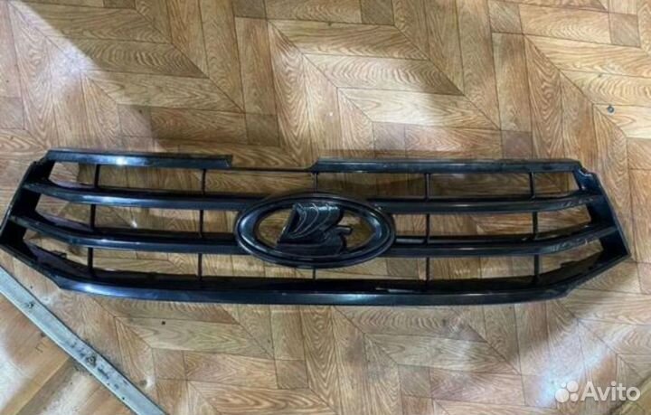 Решетка радиатора LADA vesta