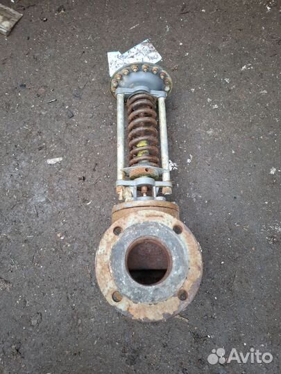 Регулятор давлени