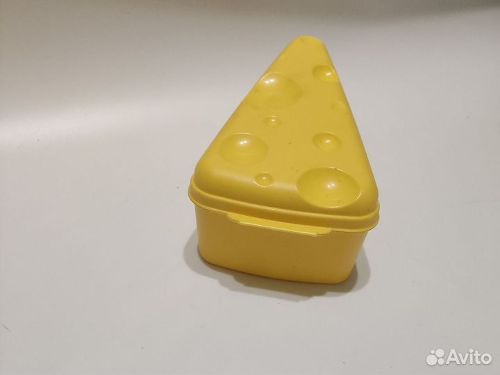 Контейнер сыр