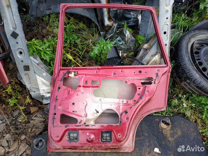 Дверь задняя правая Daewoo Nexia