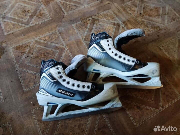 Вратарские коньки bauer reactor.Размер42.5
