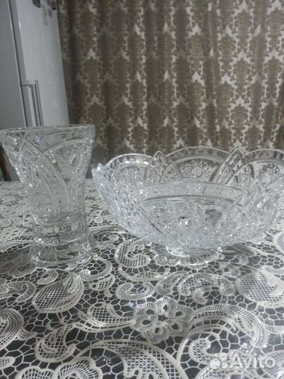 Хрустальная ваза для фруктов на ножке