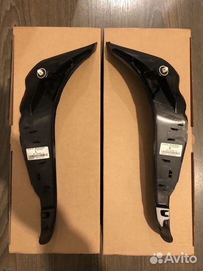 Накладки заднего фонаря в крышке багажника bmw g30