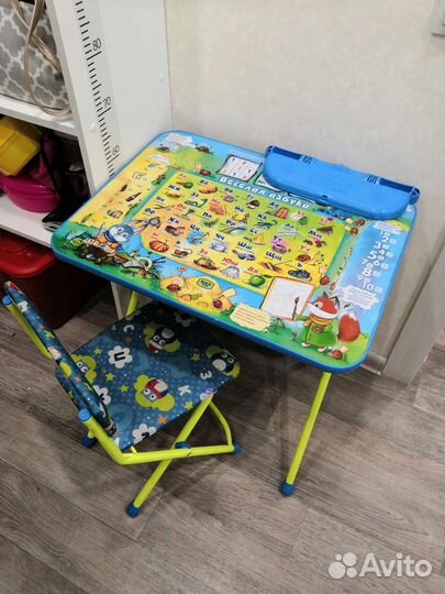 Детский стол и стул
