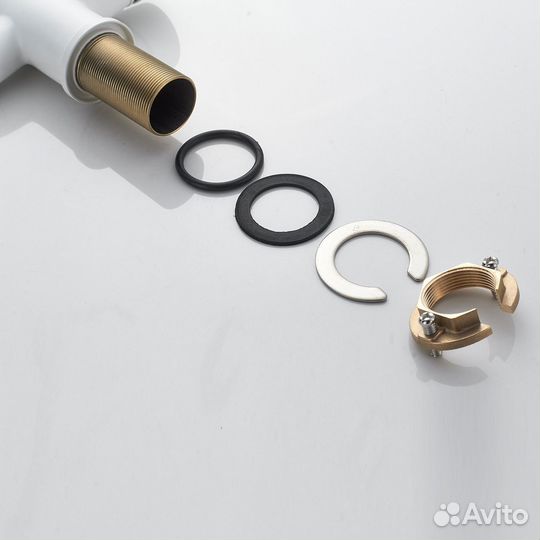 Кухонный смеситель фильтр белый Shevanik S328C