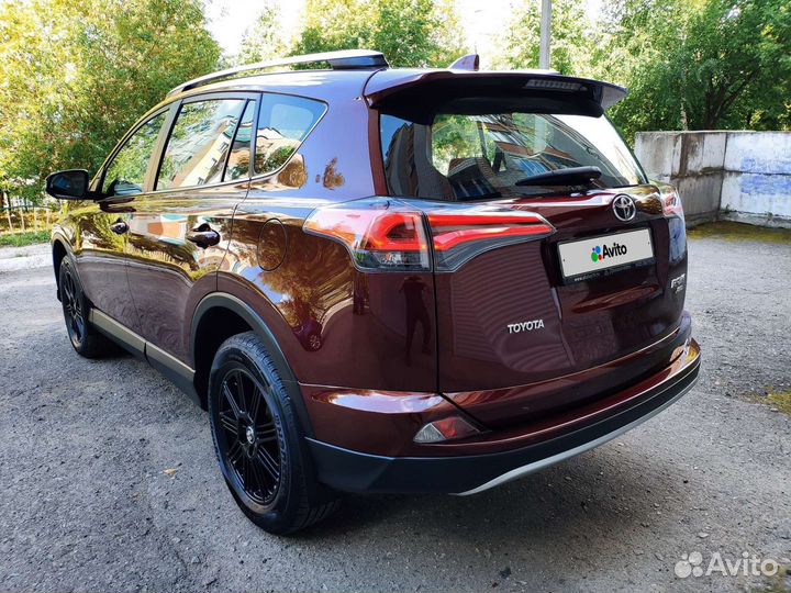 Toyota RAV4 2.0 CVT, 2018, 120 800 км
