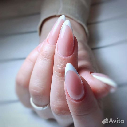 Покрытие Гель-лака, наращивание ногтей, педикюр