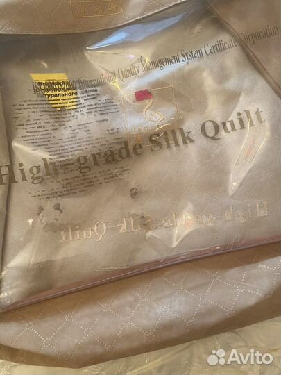 Одеяло из натурального шелка 200*230