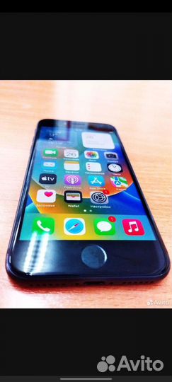 iPhone 8, 64 ГБ