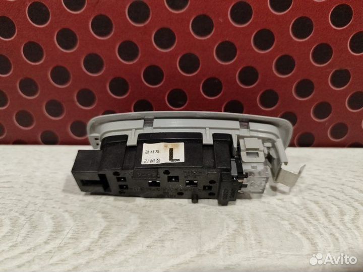 Плафон подсветки салона Kia Sorento Prime UM 2.2