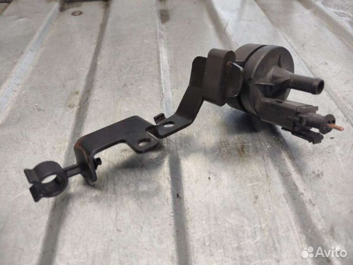 Клапан вентиляции топливного бака Ford Focus 2 1.6