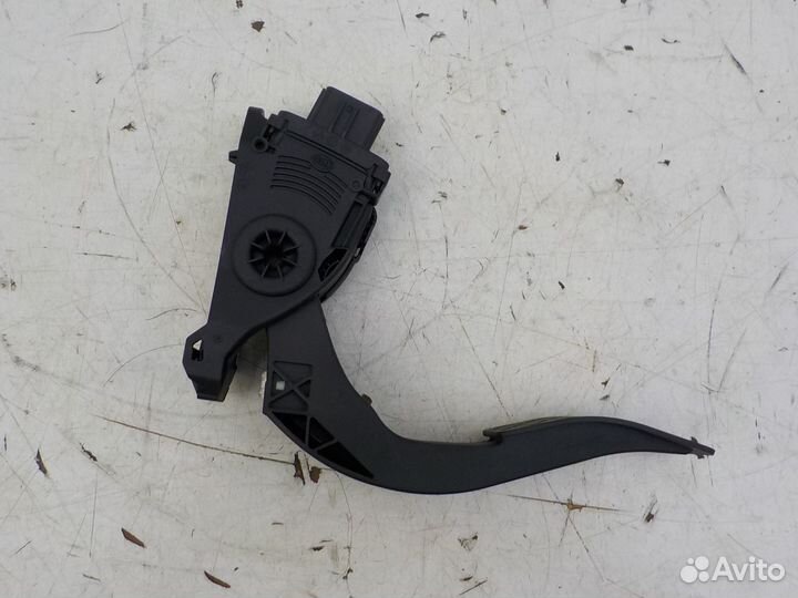 Педаль на Audi Q5