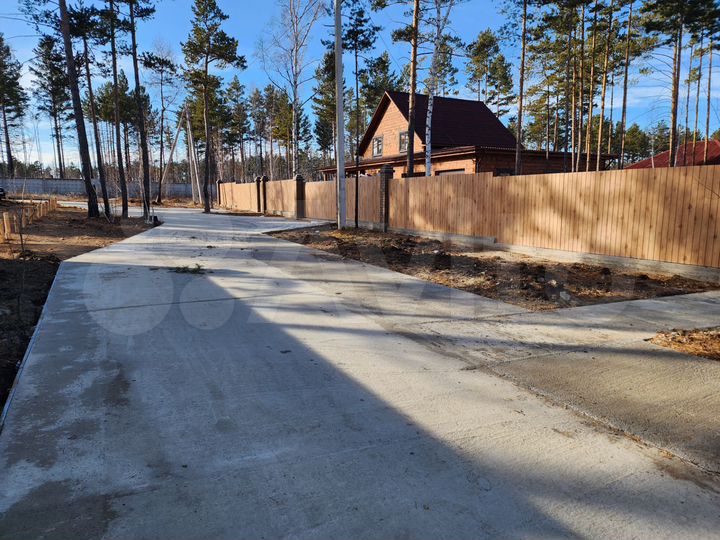 Дом 202 м² на участке 9 сот.