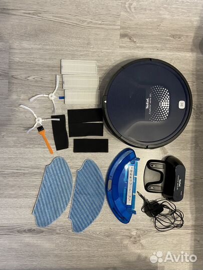 Робот пылесос