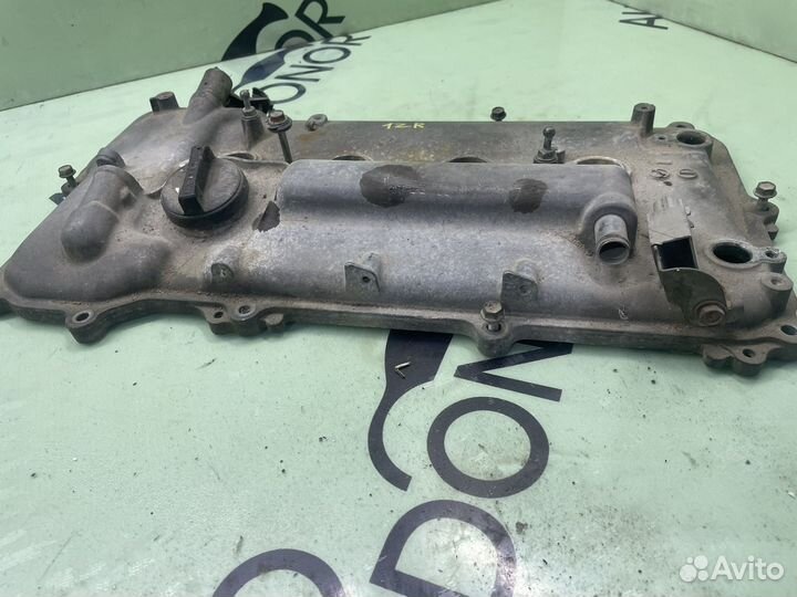 Крышка клапанов Toyota Corolla ZRE151 1.6 1ZR-FE