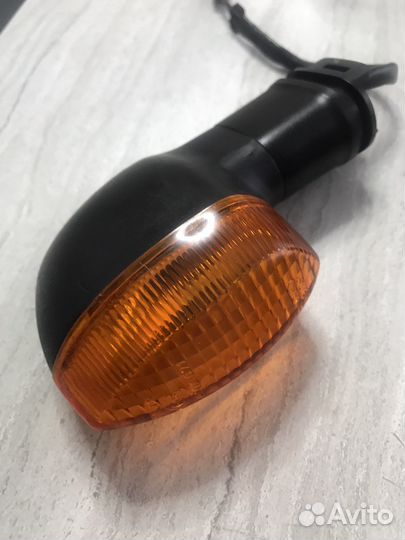 Поворотник передний, правый (yamaha)