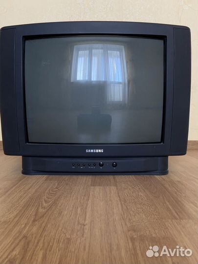 Телевизор samsung