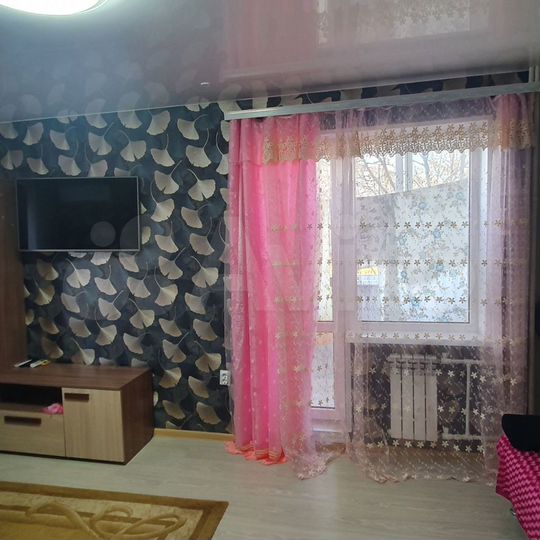 2-к. квартира, 52 м², 1/5 эт.