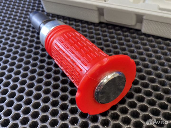 Ударная отвертка