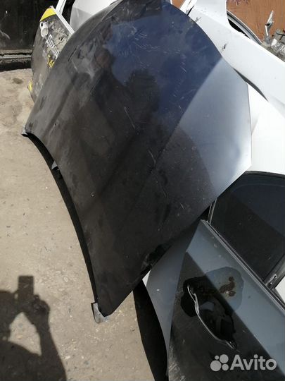 Капот Mitsubishi outlander xl 2011