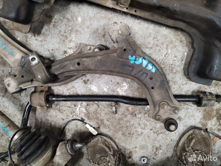 Рычаг подвески передний правый Citroen Xsara NFU