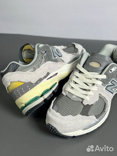 Кроссовки new balance 2002r grey