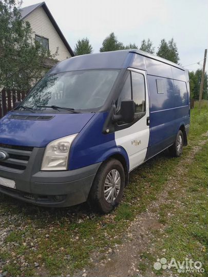 Ford Transit цельнометаллический, 2009