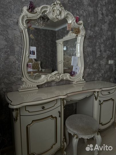 Спальный гарнитур бу