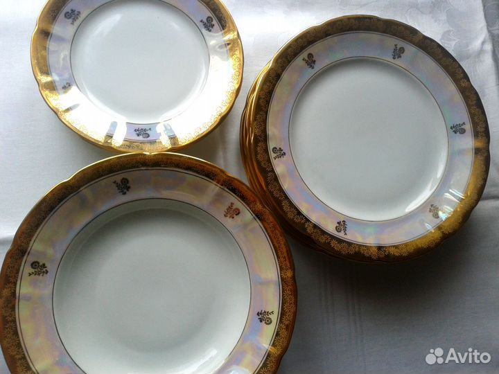 Уникальный антикварный сервиз Pirken Hammer