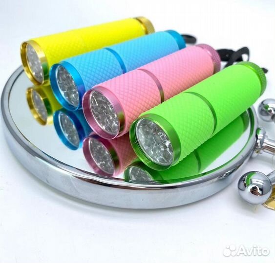 Уф-фонарик для моделирования ногтей