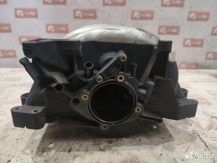 Коллектор впускной Audi A6 С5 2 1998