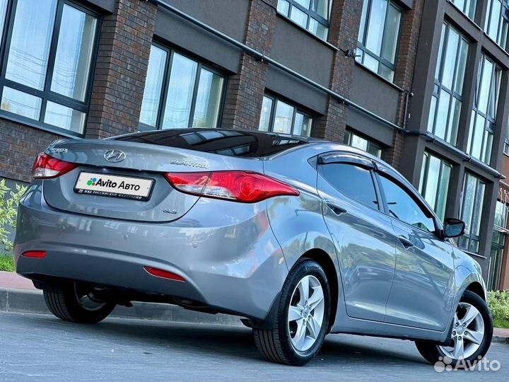 Hyundai Elantra 1.8 AT, 2013, 175 300 км