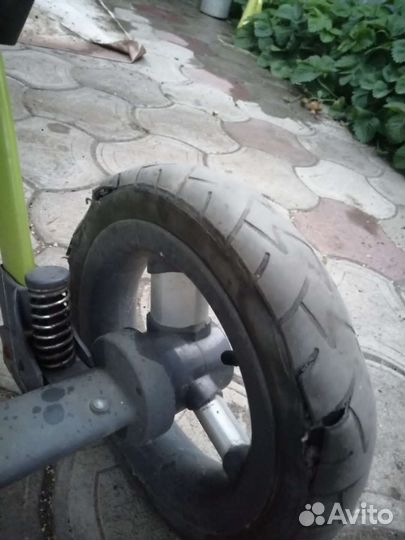 Коляска и стульчик для кормления