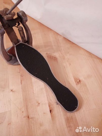 Ударный инструмент. Педаль для бас-бочки