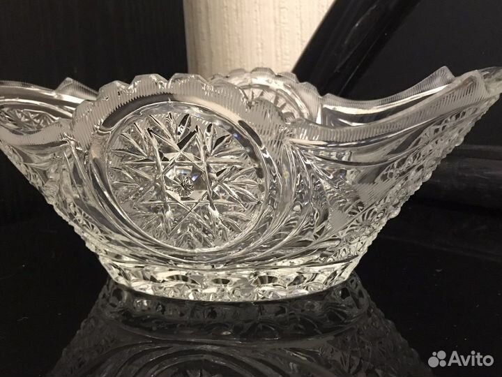 Большая хрустальная ваза салатник